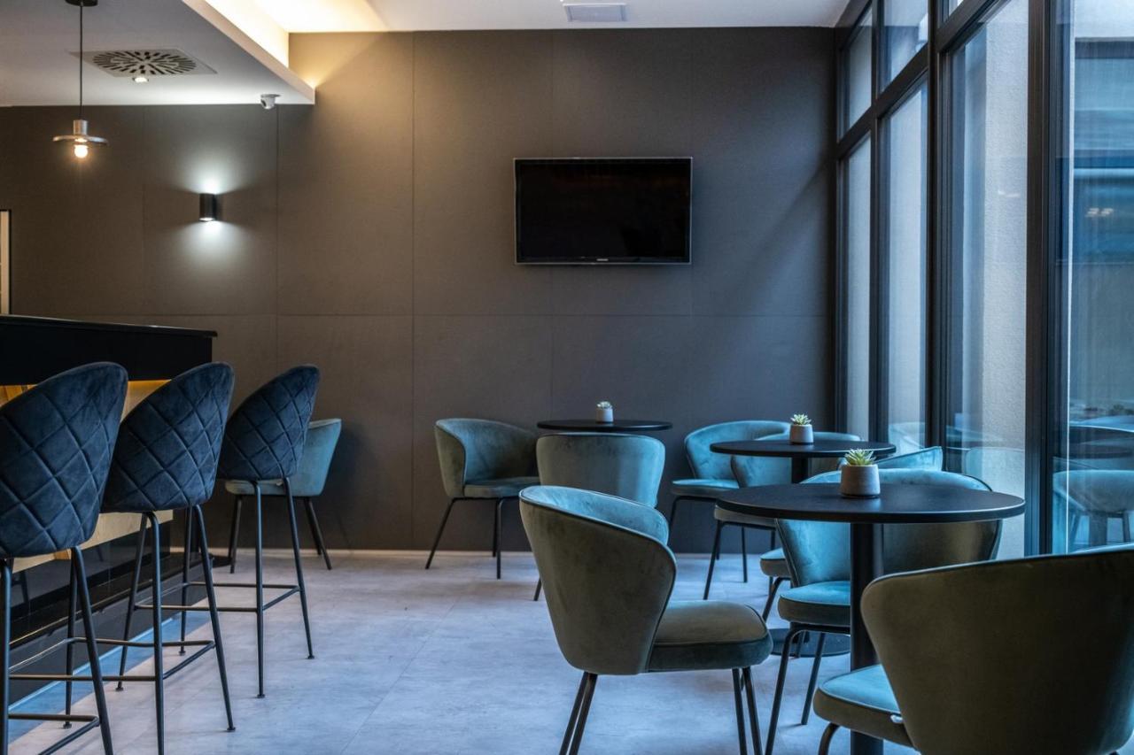 Delibab Hotel