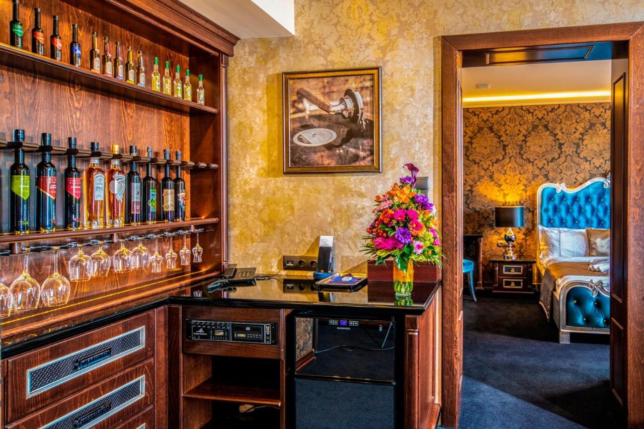 Delibab Hotel